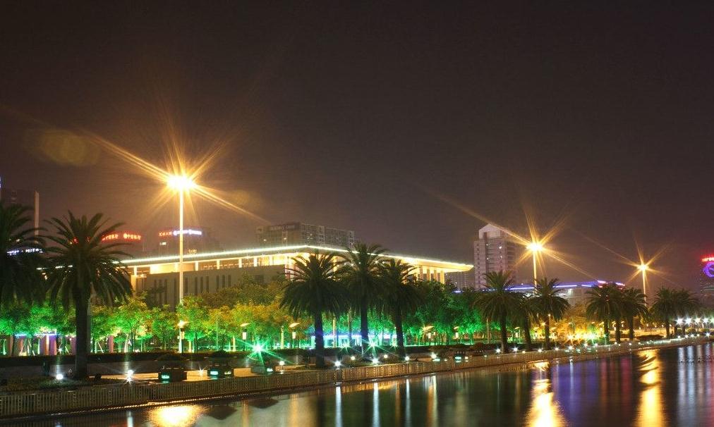 廣場91好色先生APP照明夜景效果圖