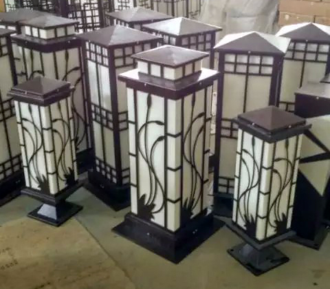 (QDJGDZ-014)廣場方形鏤空好色先生网站入口柱同係列柱頭燈